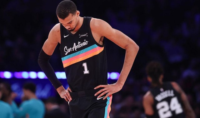 博鱼官网-11连胜终结，文班空砍25+13+4帽！4点证明马刺这场硬碰硬输得不冤